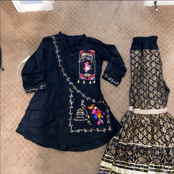 Brand new kurta and gharara - Picture 1 of 3